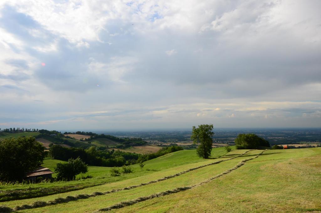 Piozzano Agriturismo Agronautaヴィラ エクステリア 写真