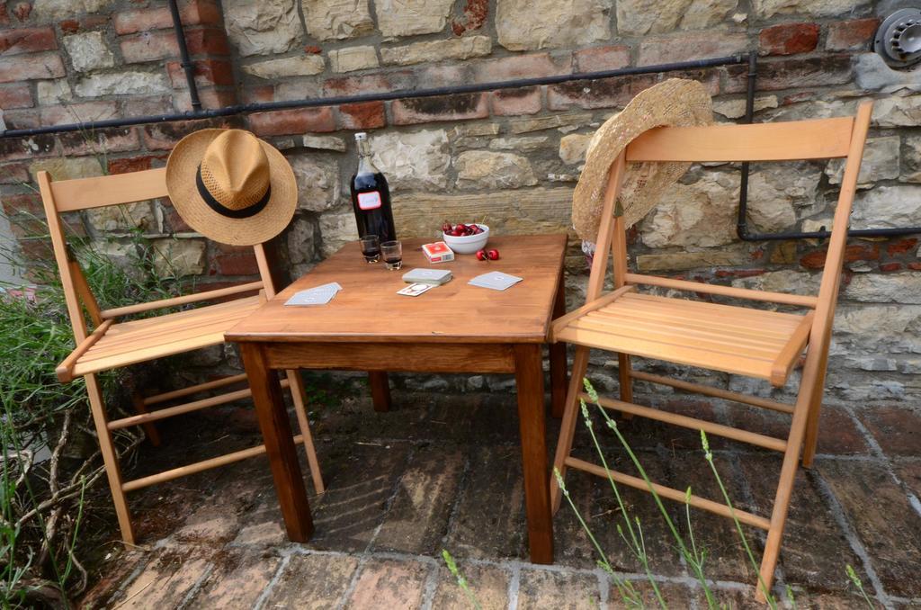 Piozzano Agriturismo Agronautaヴィラ エクステリア 写真