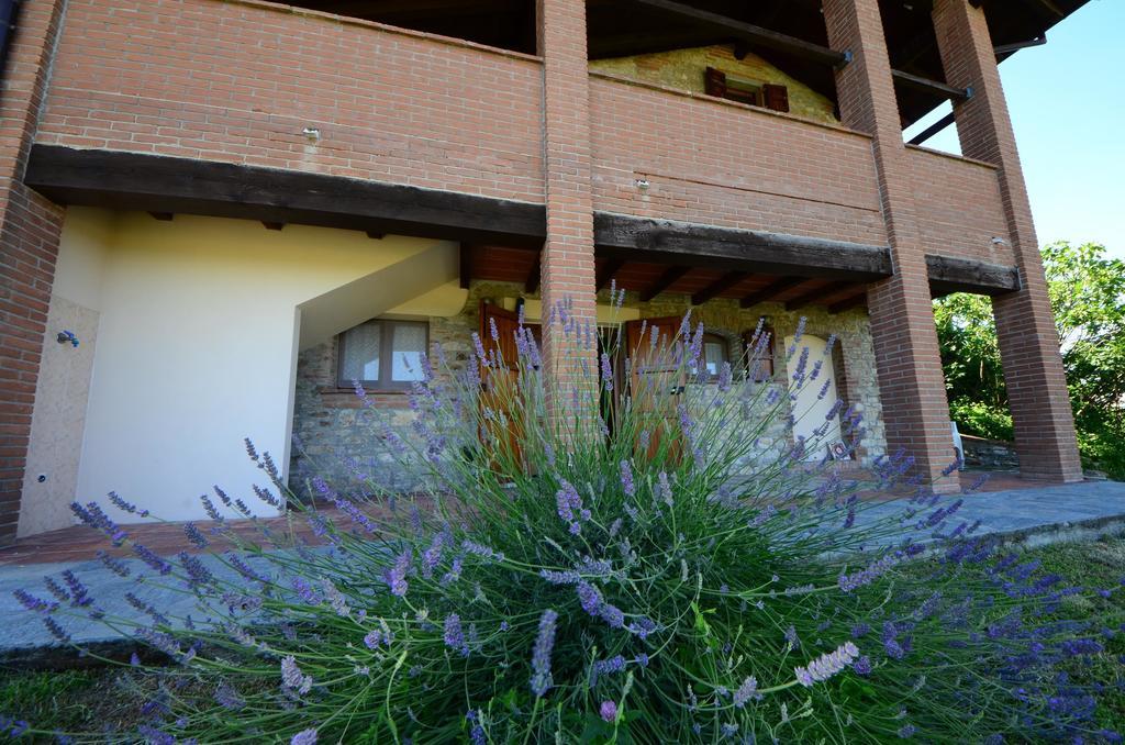 Piozzano Agriturismo Agronautaヴィラ エクステリア 写真